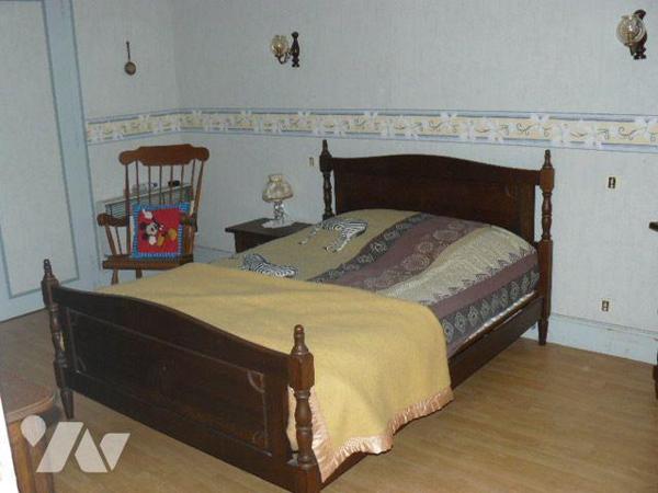 Maison à Vendre à Rambervillers (88700) en Vosges (88)

Ensemble immobilier composée de deux ...