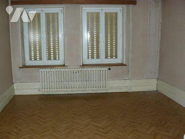 Maison à Vendre à Rambervillers (88700) en Vosges (88)

Ensemble immobilier composée de deux ...