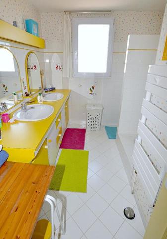 Maison Lucon 7 pièce(s) 188 m2