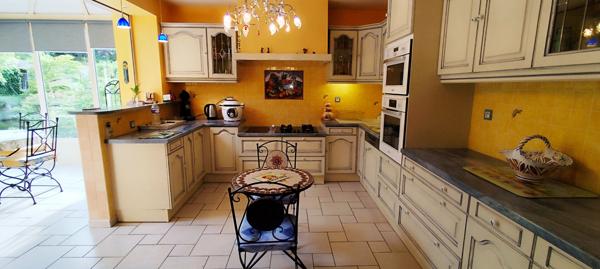 Propriété dans un cadre verdoyant !