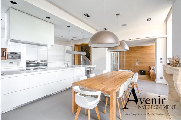 TASSIN - LOCATION MEUBLEE - 550m2 - 7 CHAMBRES - GARAGE - PISCINE - WELLNESS - JARDIN Tassin la demi lune