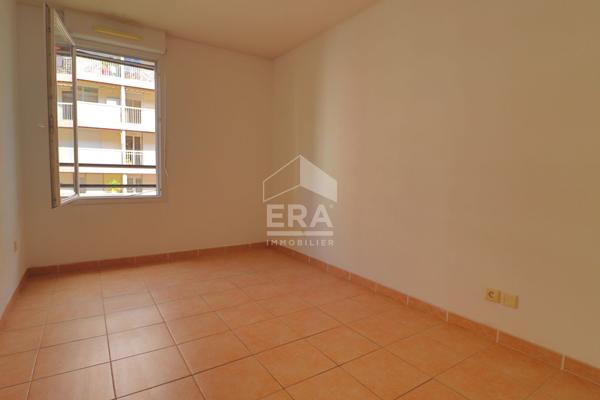 Appartement 10ème - Secteur Saint Jean - 3 pièces 71 m2 - Balcon - Parking - Traversant