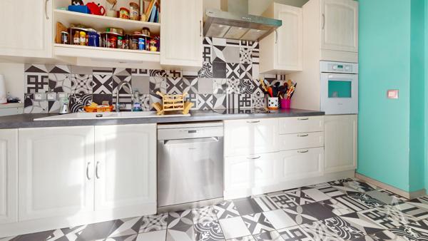 exclusivité Izeaux, maison de 9 pièce(s) 258 m2
