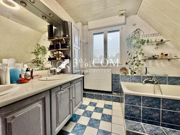 Maison 7 pièce(s) 3 chambre(s) 130 m²