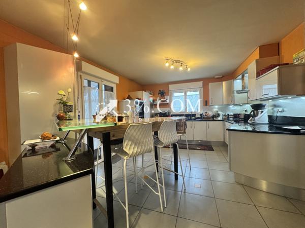 Maison 7 pièce(s) 3 chambre(s) 130 m²