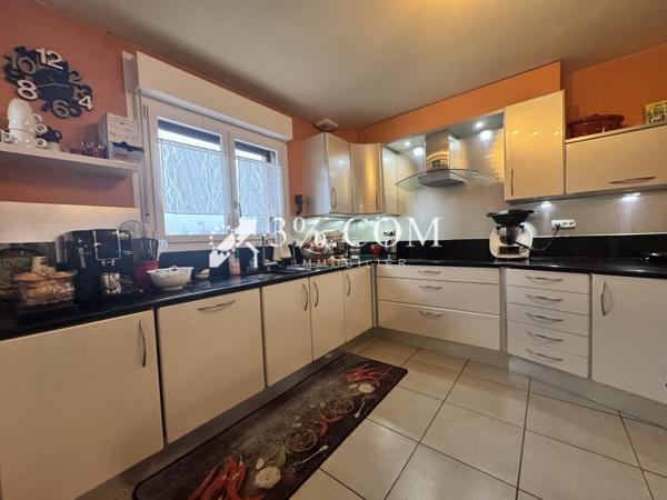 Maison 7 pièce(s) 3 chambre(s) 130 m²