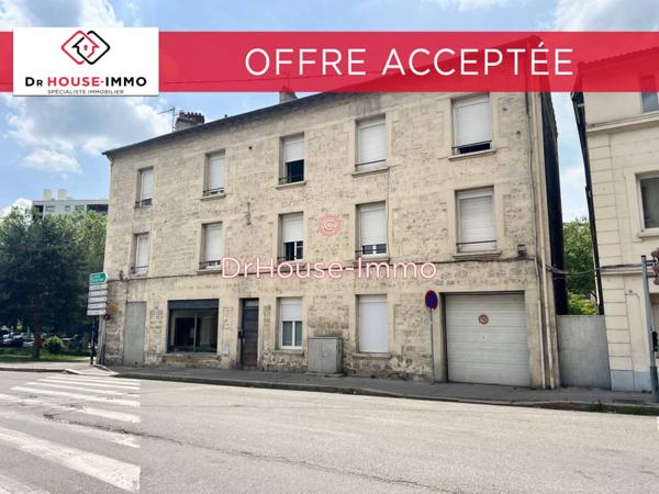 Immeuble à vendre 25 pièces de 492 m²