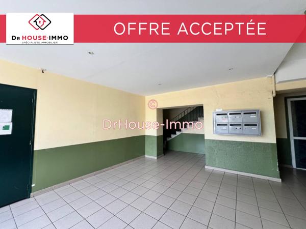 Immeuble à vendre 25 pièces de 492 m²