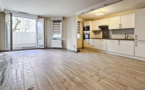 Appartement à louer    3 pièces • 56 m2 Courdimanche