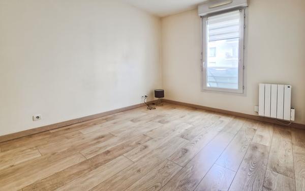 Appartement à louer    3 pièces • 56 m2 Courdimanche