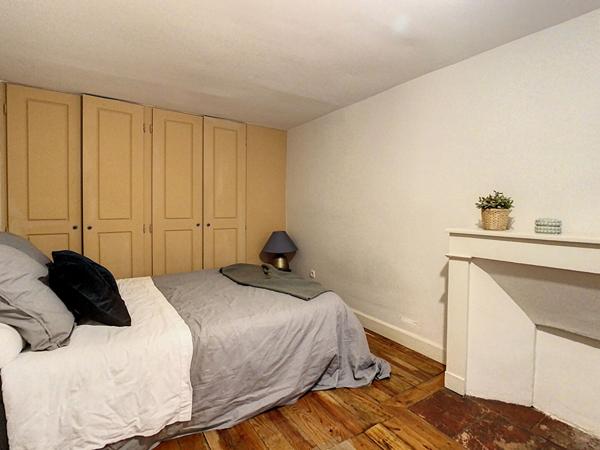 Appartement T2 rénové, cachet, à vendre centre ville Montauban (82) avec un cellier