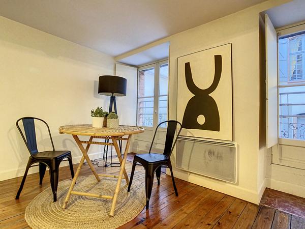 Appartement T2 rénové, cachet, à vendre centre ville Montauban (82) avec un cellier