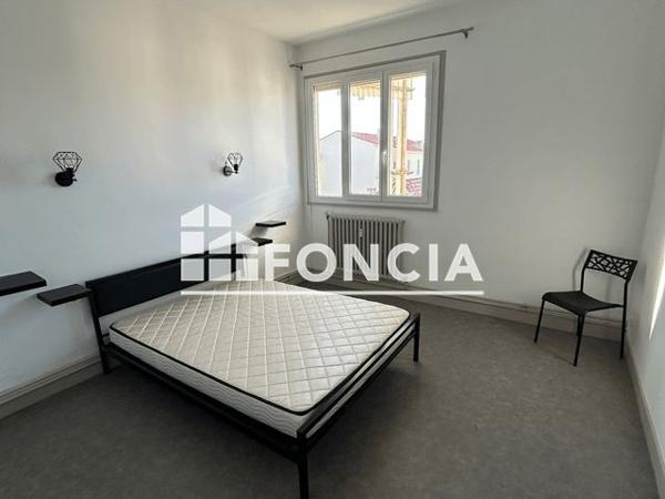 Location Appartement meublé 2 pièces 37.62 m² - 31 RUE ALPHONSE DAUDET Agen 47000