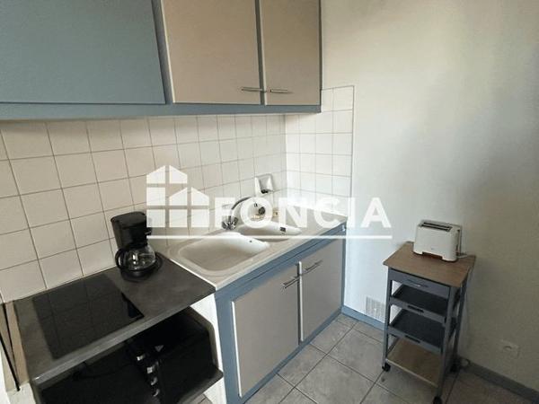 Location Appartement meublé 2 pièces 37.62 m² - 31 RUE ALPHONSE DAUDET Agen 47000