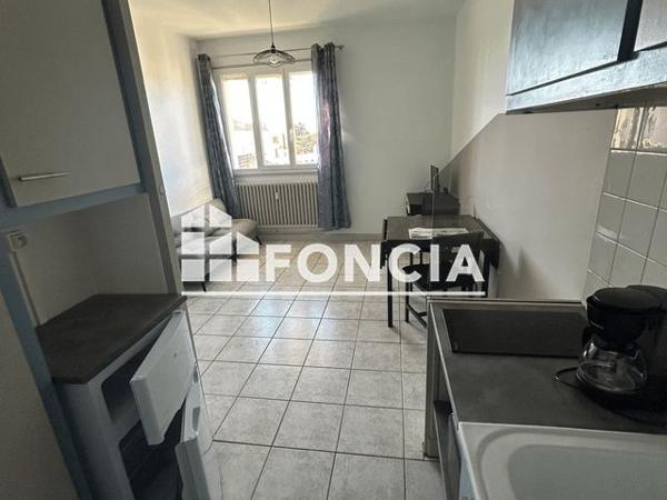 Location Appartement meublé 2 pièces 37.62 m² - 31 RUE ALPHONSE DAUDET Agen 47000