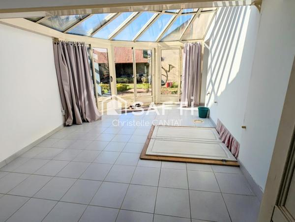 Maison de bourg,199m², 2 chambres parentales