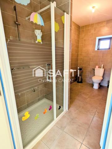 Maison de bourg,199m², 2 chambres parentales