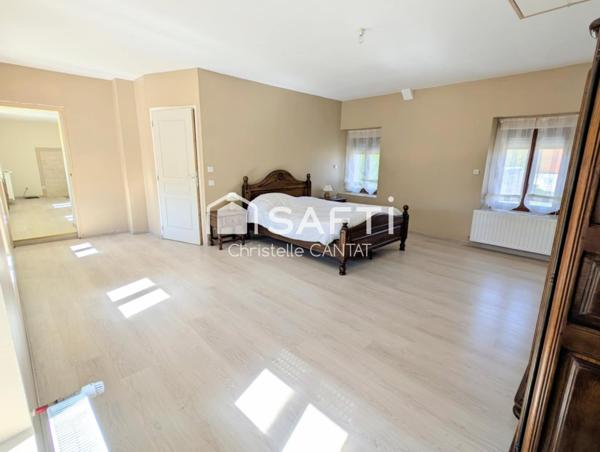 Maison de bourg,199m², 2 chambres parentales