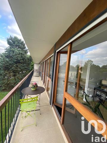 Appartement 3 pièces de 68 m² à Montgeron (91230)