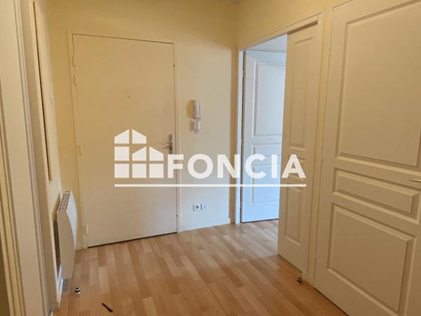 Location Appartement 2 pièces 55.77 m² - 1 RUE DE VILNIUS Le Mans 72000