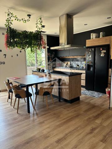 À louer : Appartement 5 pièces avec terrasse et garage à BOMPAS