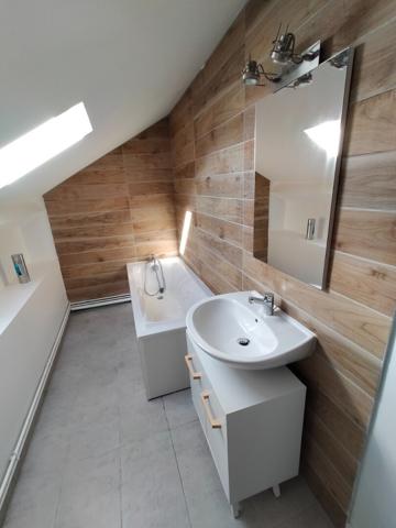F2 MEUBLE - CHARLEVILLE MEZIERES