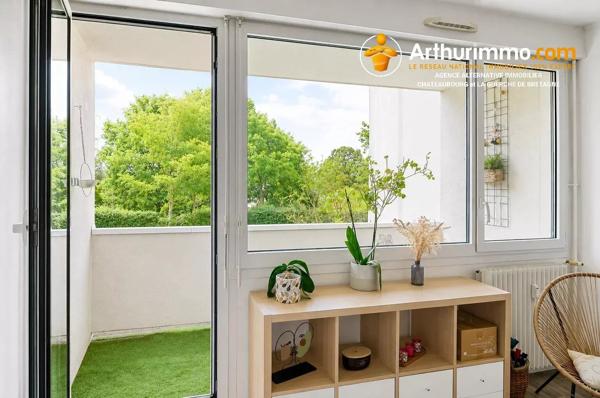Vente                                                      Appartement
                        
                     2 pièces                      57 m2                     à Noyal-sur-Vilaine
