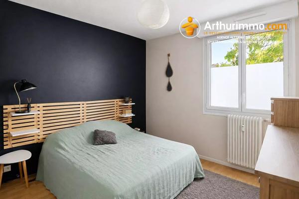 Vente                                                      Appartement
                        
                     2 pièces                      57 m2                     à Noyal-sur-Vilaine