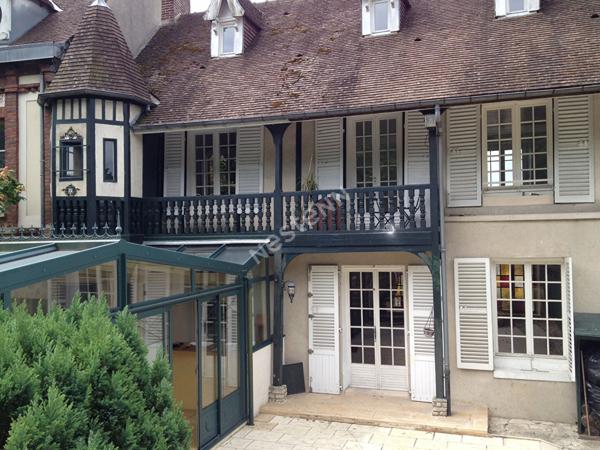 Maison de caractère à Vendre à Luzarches - 7 pièces, 4 chambres