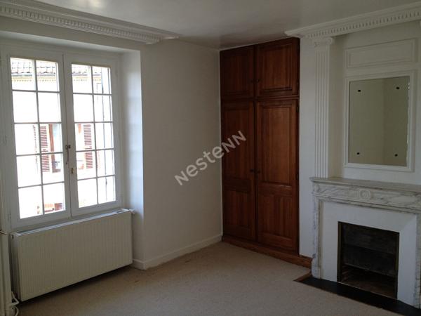 Maison de caractère à Vendre à Luzarches - 7 pièces, 4 chambres