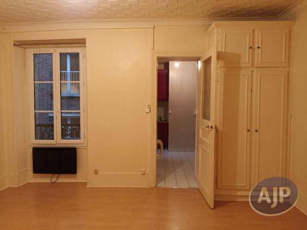 Location appartement Levallois Perret : 832 € - AJP Immobilière Passy Paris 16