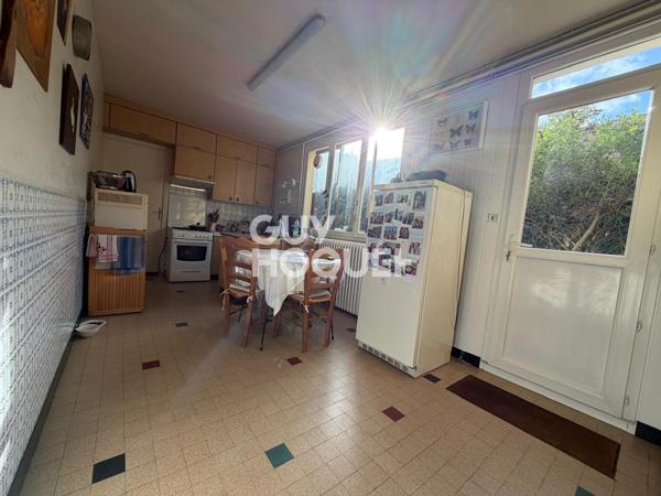 MAISON À VENDRE DE 7 PIÈCES DE 164,00 M²