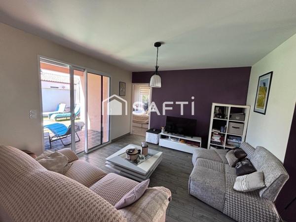 Maison de plain-pied, trois chambres.