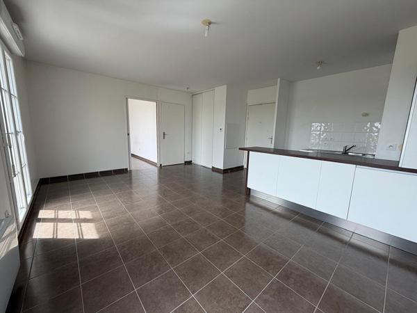 Appartement Serris 2 pièce(s) 40.04 m2 + 1 place de parking