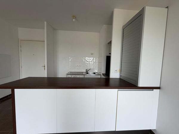 Appartement Serris 2 pièce(s) 40.04 m2 + 1 place de parking