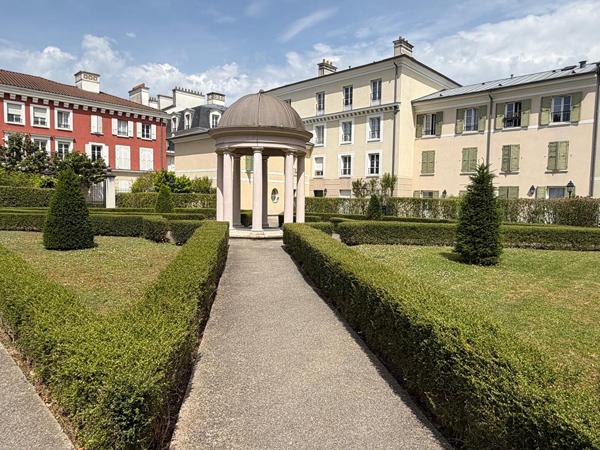 Appartement Serris 2 pièce(s) 40.04 m2 + 1 place de parking