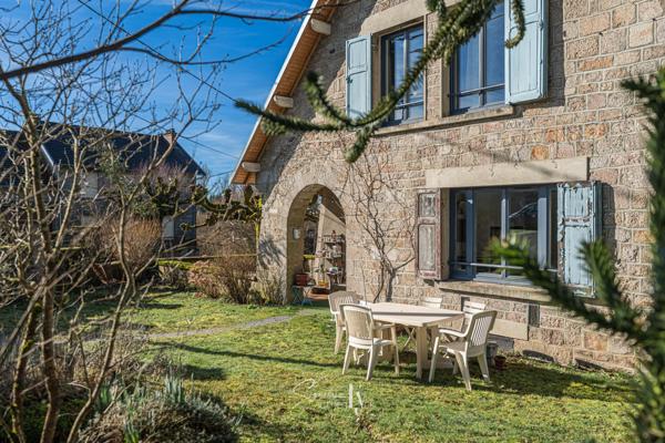 Maison 4 pièces - 95 m² Exclusivité efficity