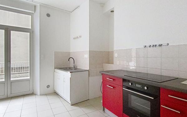 Appartement à louer    4 pièces •  Neufchâteau