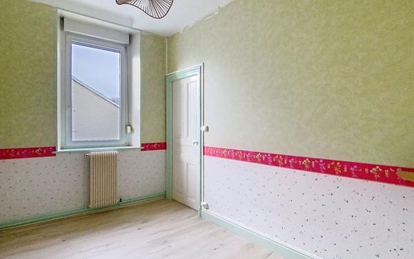 Appartement à louer    4 pièces •  Neufchâteau