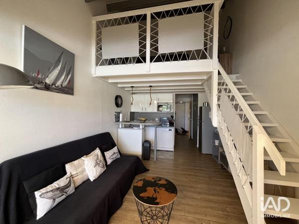 Location studio 27 m² Saint-François