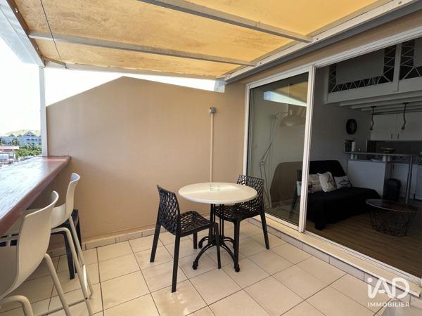 Location studio 27 m² Saint-François