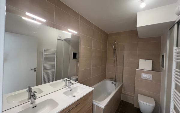 Appartement à louer    3 pièces • 52,76 m2 Antony