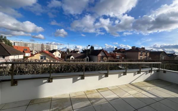 Appartement à louer    3 pièces • 52,76 m2 Antony