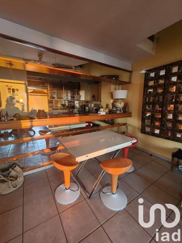 Appartement 4 pièces de 98 m² à SAINT-GILLES-LES-BAINS (97434)