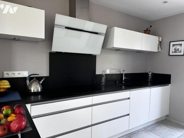 A VENDRE SENE (56) PROCHE COMMERCES ET VANNES : AGREABLE MAISON EN PARFAIT ETAT