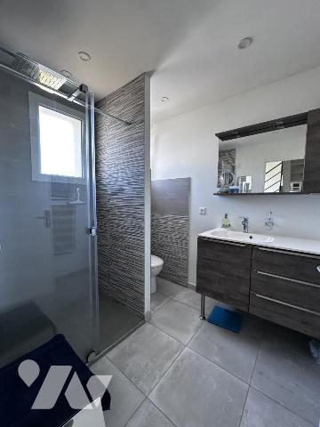 A VENDRE SENE (56) PROCHE COMMERCES ET VANNES : AGREABLE MAISON EN PARFAIT ETAT