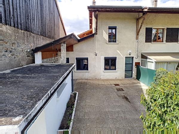 Centre village Anthy-sur-Léman Maison de 122m² avec 3 chambres + bureau