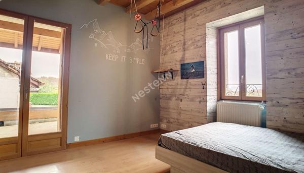 Centre village Anthy-sur-Léman Maison de 122m² avec 3 chambres + bureau