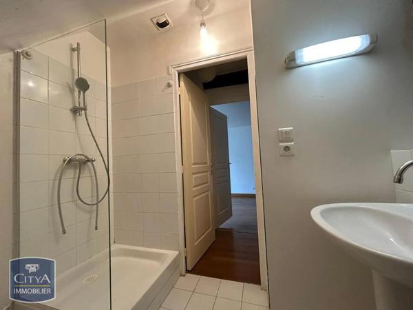 Appartement à louer 3 pièces 55.7m²