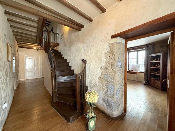 MAISON DE CARACTERE Saint severin